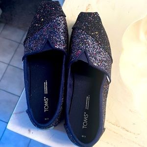 Toms sparkly flats. Purple. Size 9. Brand new.